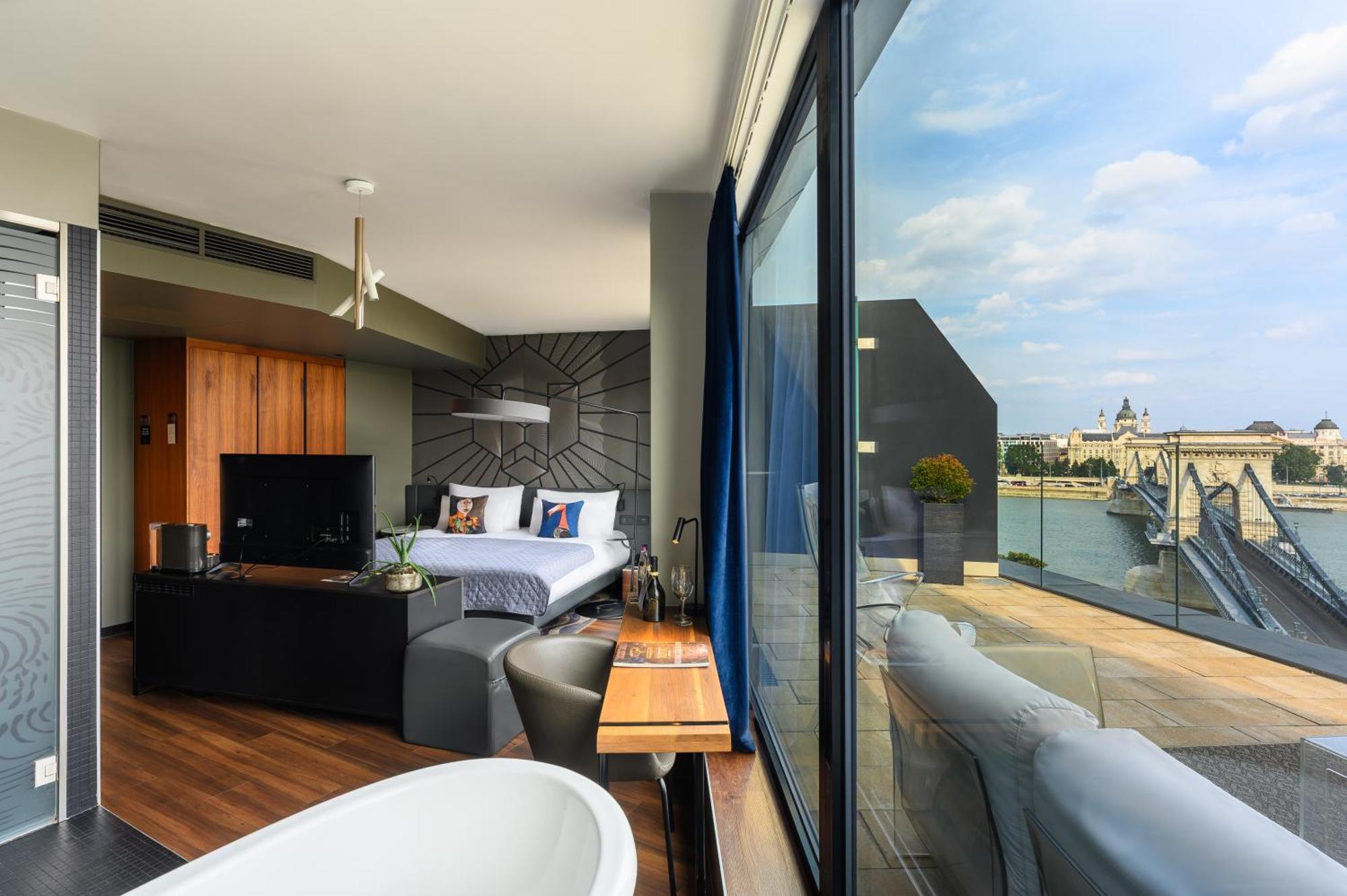 Camera Deluxe con Balcone e Vista sul Danubio - Ultimo Piano