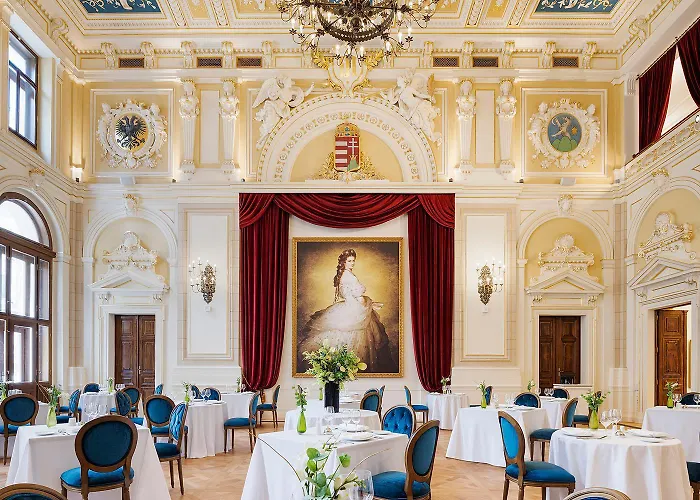 Áurea Ana Palace By Eurostars CompanyHotel Stelle